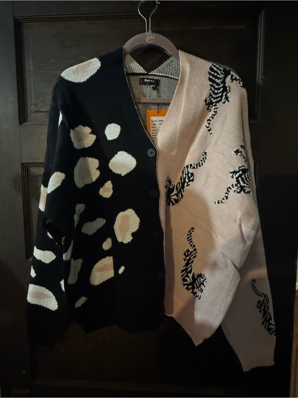 Derax Oversized Cardigan distinct leopard spots & Leopards Light Pink & Black - Picture 2 of 6